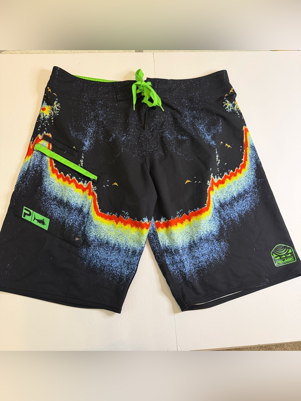 Pelagic 4-Tek Men’s Board Shorts Size 36 Black Offshore Fishing Swim Trunks